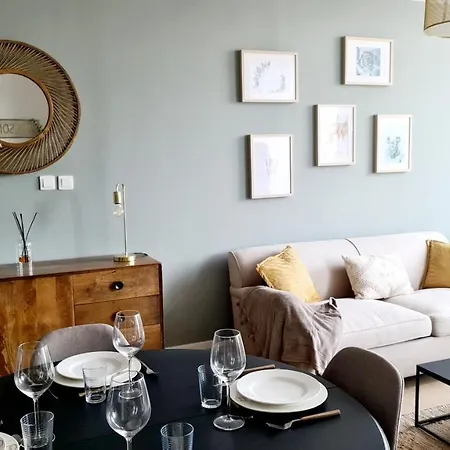 דירה Garibaldi De Fonctionnelle Nouvelle Renovation Jardin Prive *