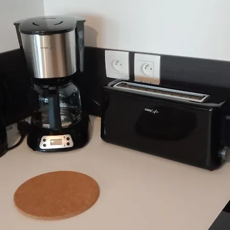 Garibaldi De Fonctionnelle Nouvelle Renovation Jardin Prive Διαμέρισμα *